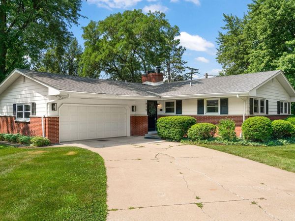419 Hemlock Lane, Crown Point, IN 46307