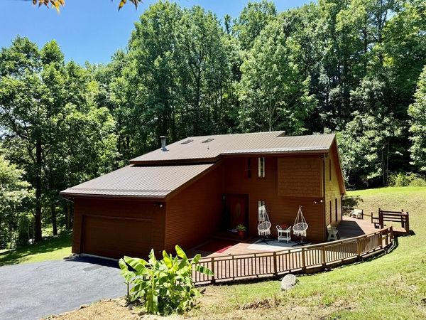 441 441 Poplar Grove Dr., PRINCETON, WV 24739