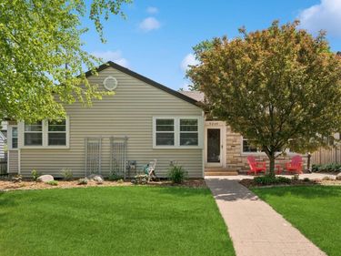 5249 Abbott Avenue S, Minneapolis, MN 55410