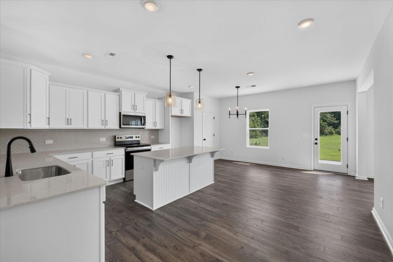 1036 Toland Drive Photo 10