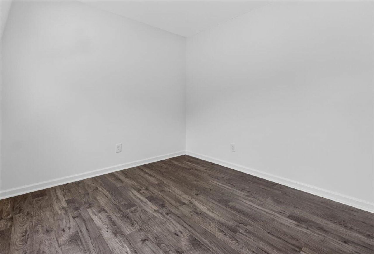 1036 Toland Drive Photo 16