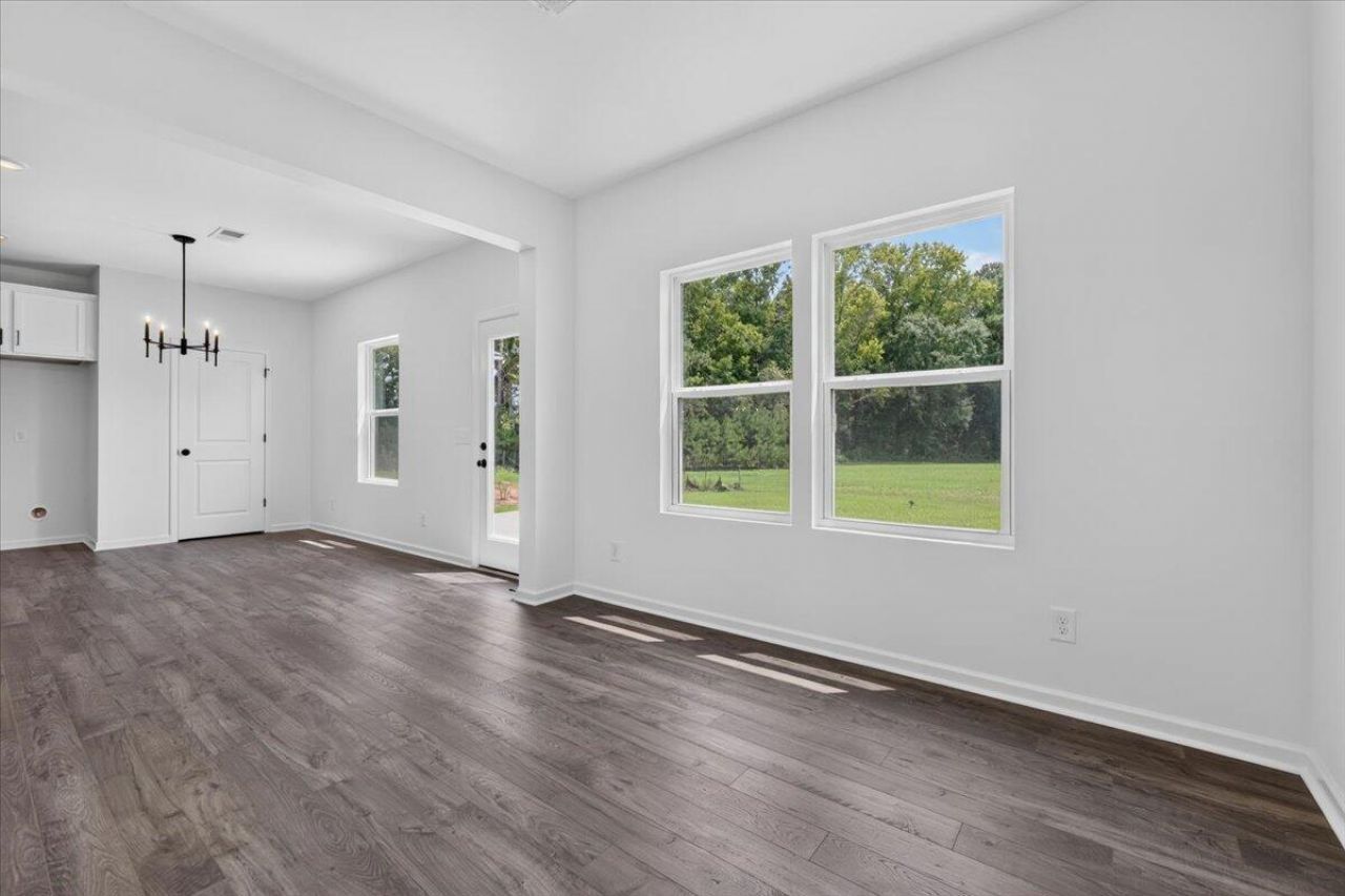 1036 Toland Drive Photo 17
