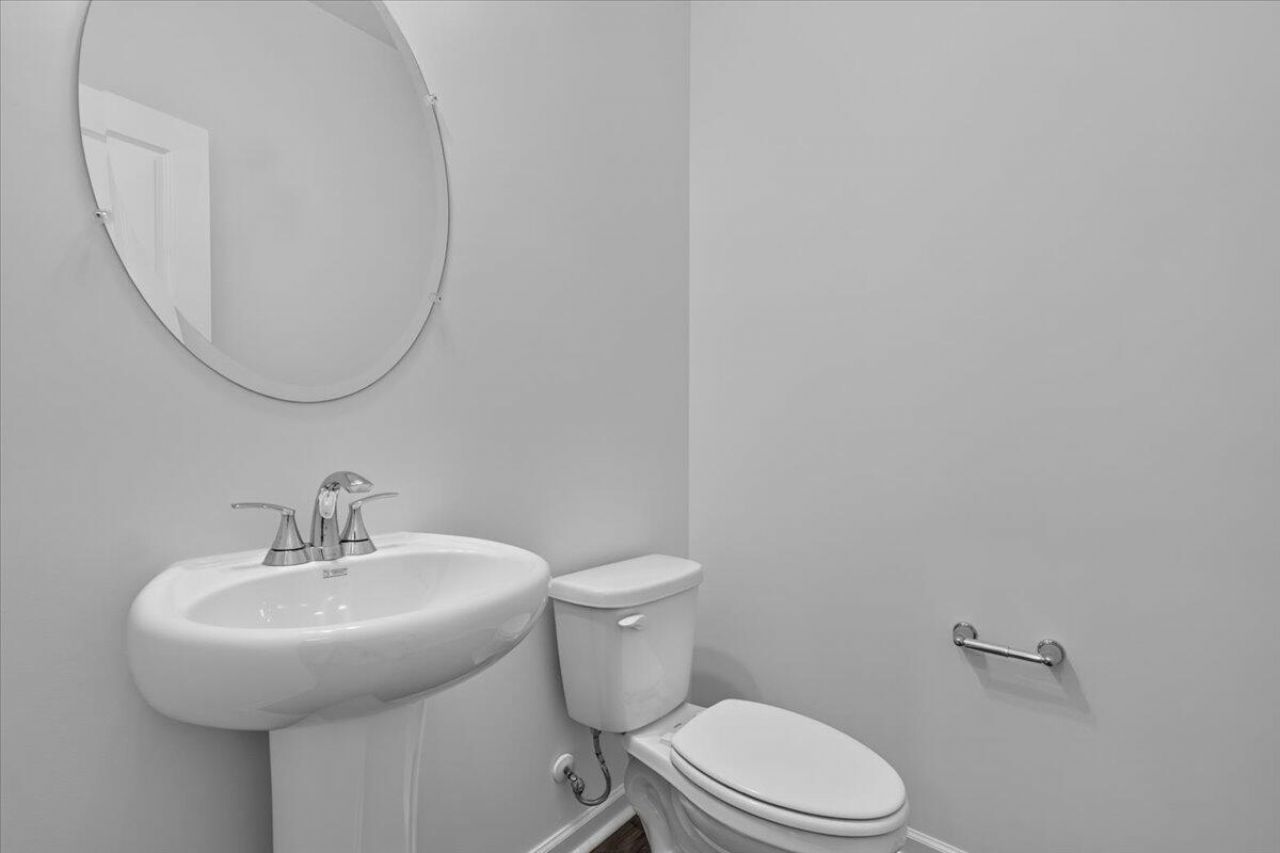 1036 Toland Drive Photo 18