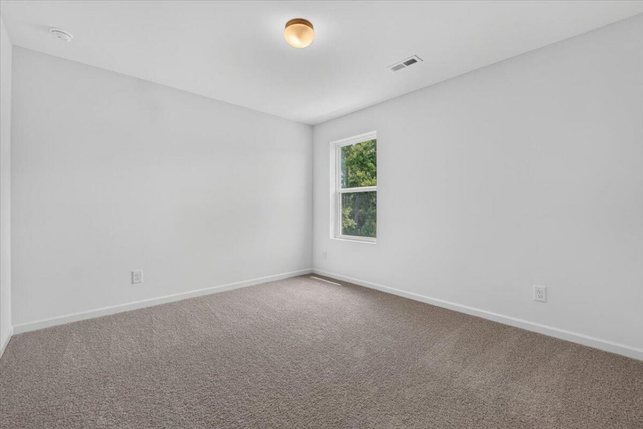 1036 Toland Drive Photo 22