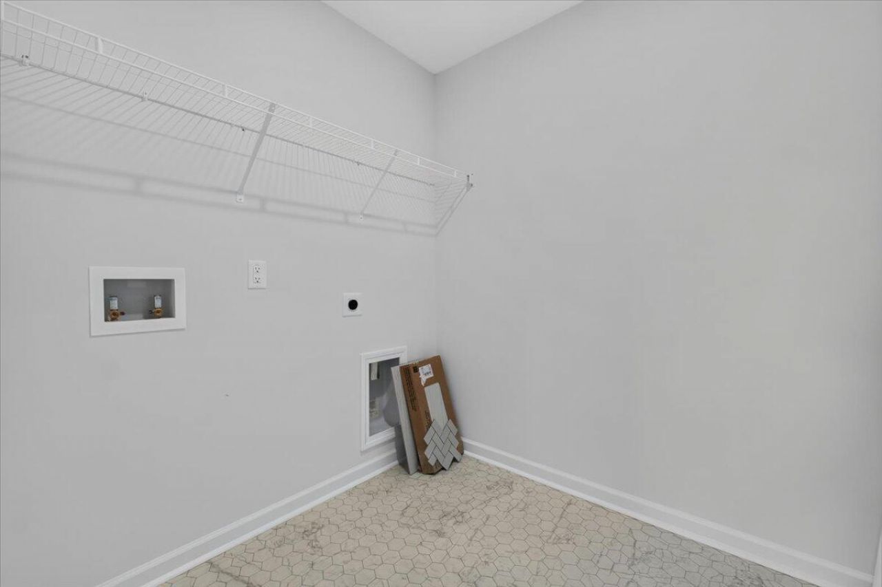 1036 Toland Drive Photo 24
