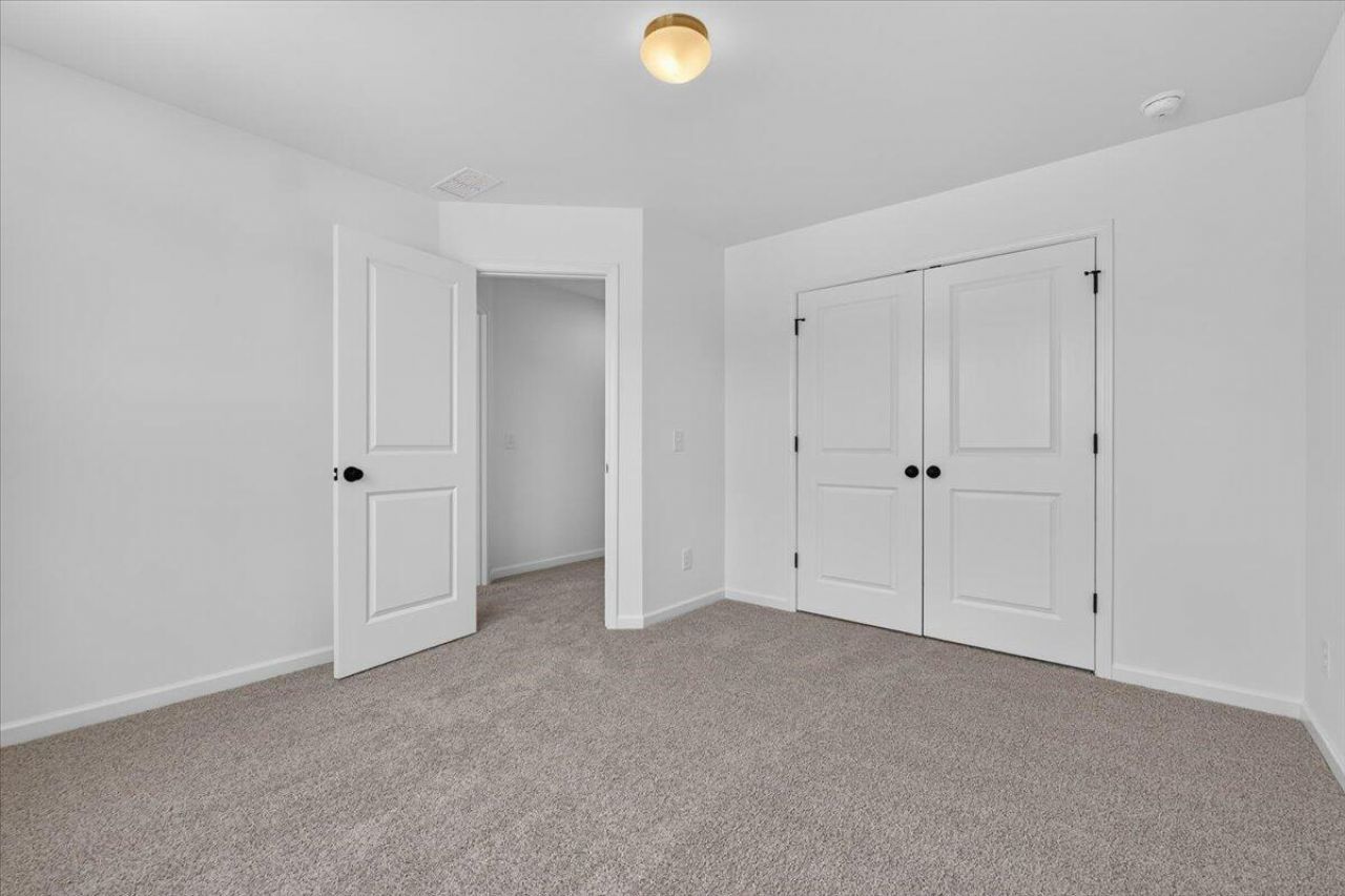 1036 Toland Drive Photo 27