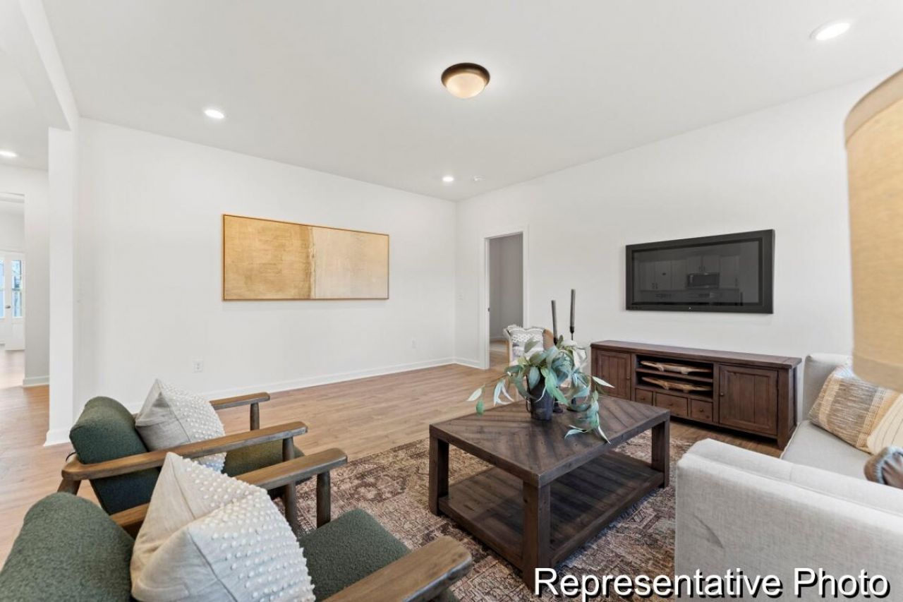 1036 Toland Drive Photo 8