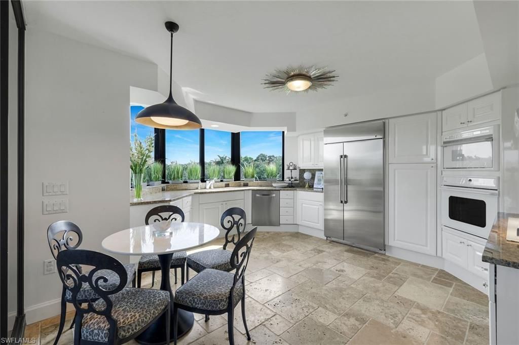6597 Nicholas Blvd, Unit 306, Naples, FL 34108 Photo