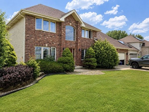 637 Primrose Lane , Matteson, IL 60443