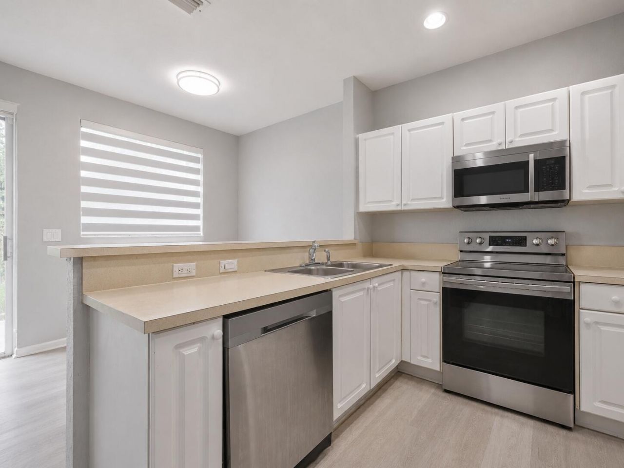 4750 NW 117th Avenue, Coral Springs, FL 33076 Photo