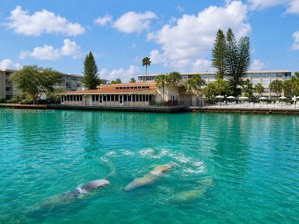 2741 Taft St, Unit 206, Hollywood, FL 33020