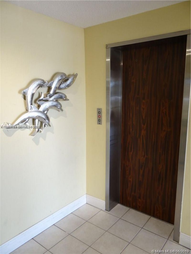 2741 Taft St , Unit 206, Hollywood, FL 33020 Photo