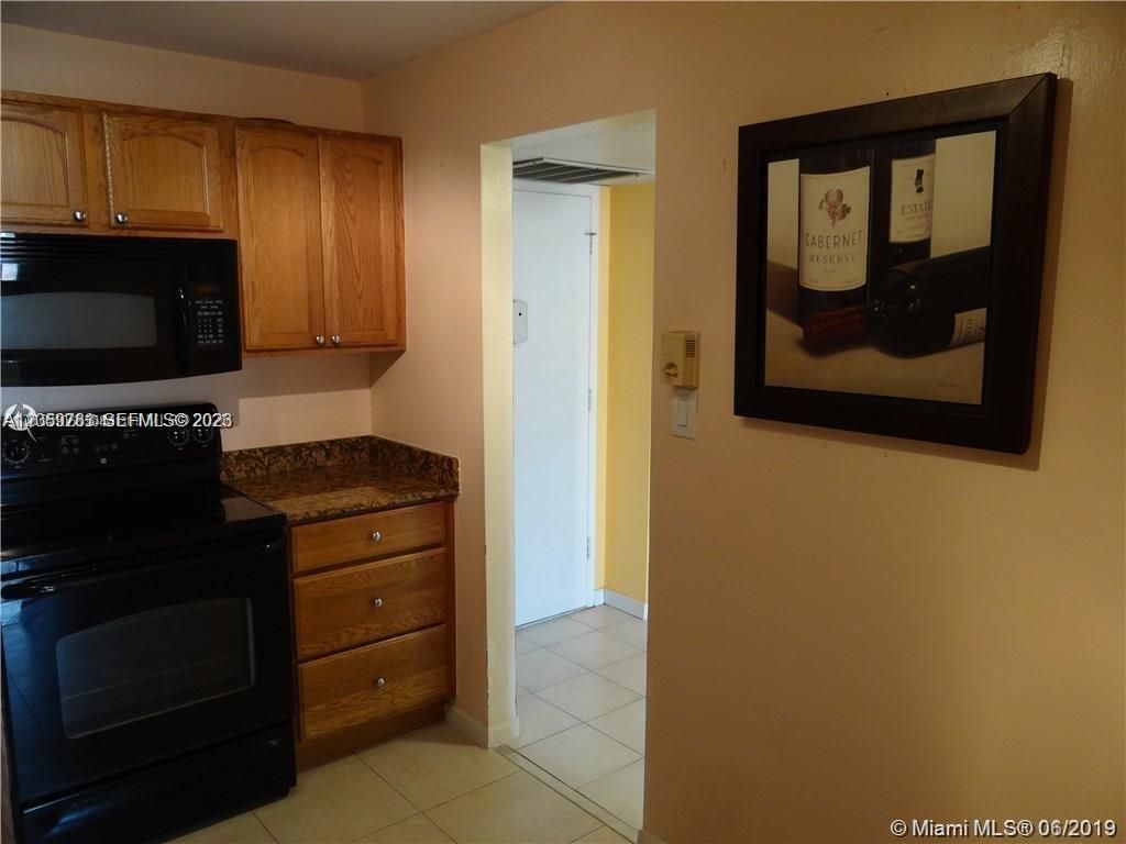 2741 Taft St , Unit 206, Hollywood, FL 33020 Photo