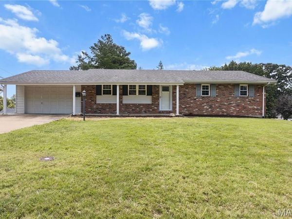 1316 Thomas Drive, Festus, MO 63028