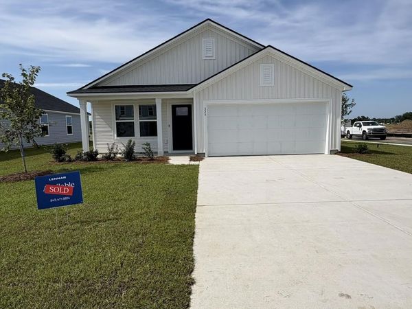 325 Pleasant Valley Dr, Longs, SC 29568