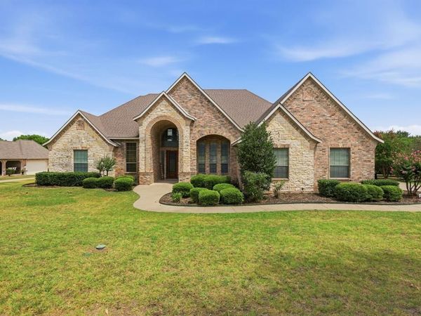 5030 Monroe Court , Midlothian, TX 76065