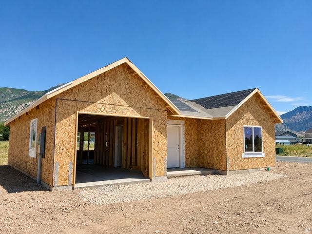 1036 N Summit View Dr W, Harrisville, UT 84404 Main Photo