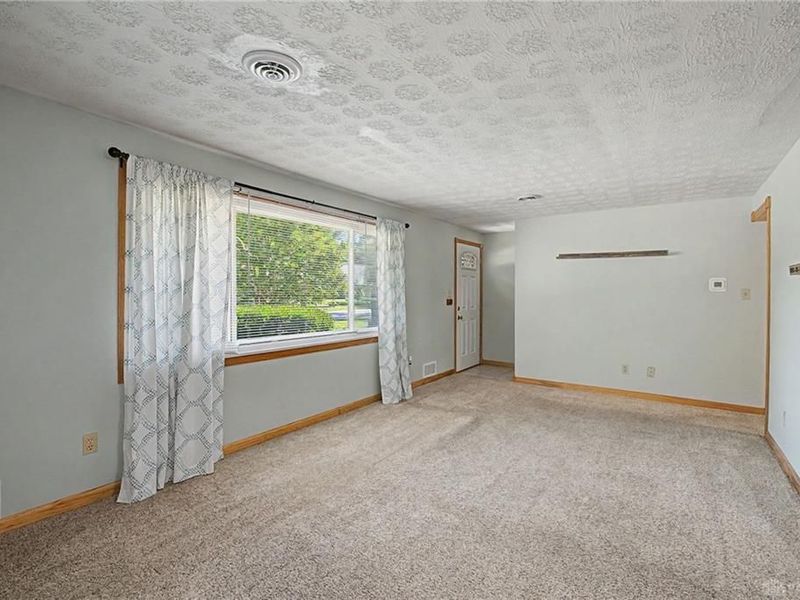 812 Kenosha Road, Kettering, OH 45429 Photo 11