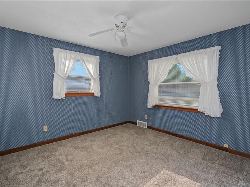 812 Kenosha Road, Kettering, OH 45429 Photo 22