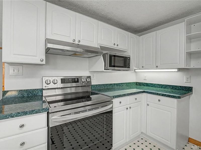 812 Kenosha Road, Kettering, OH 45429 Photo 24
