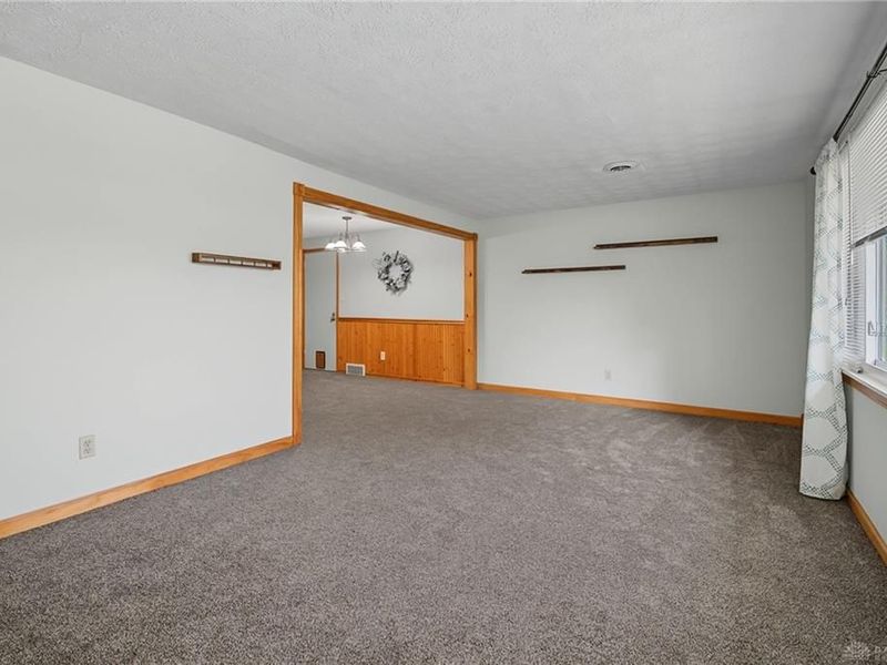 812 Kenosha Road, Kettering, OH 45429 Photo 8