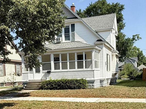 35 E 20th Street, Holland, MI 49423