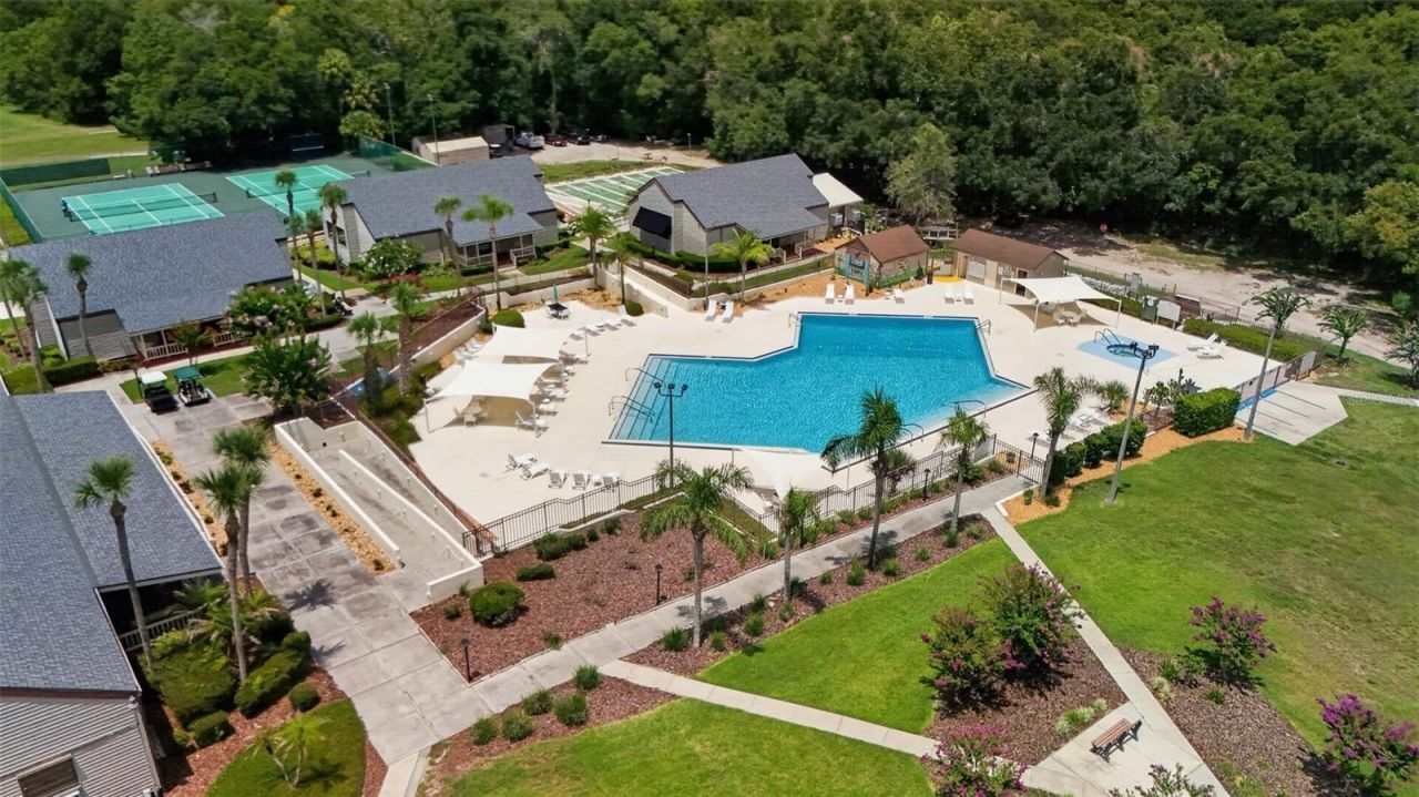 3712 S Citrus Circle, Unit GE, Zellwood, FL 32798 Photo