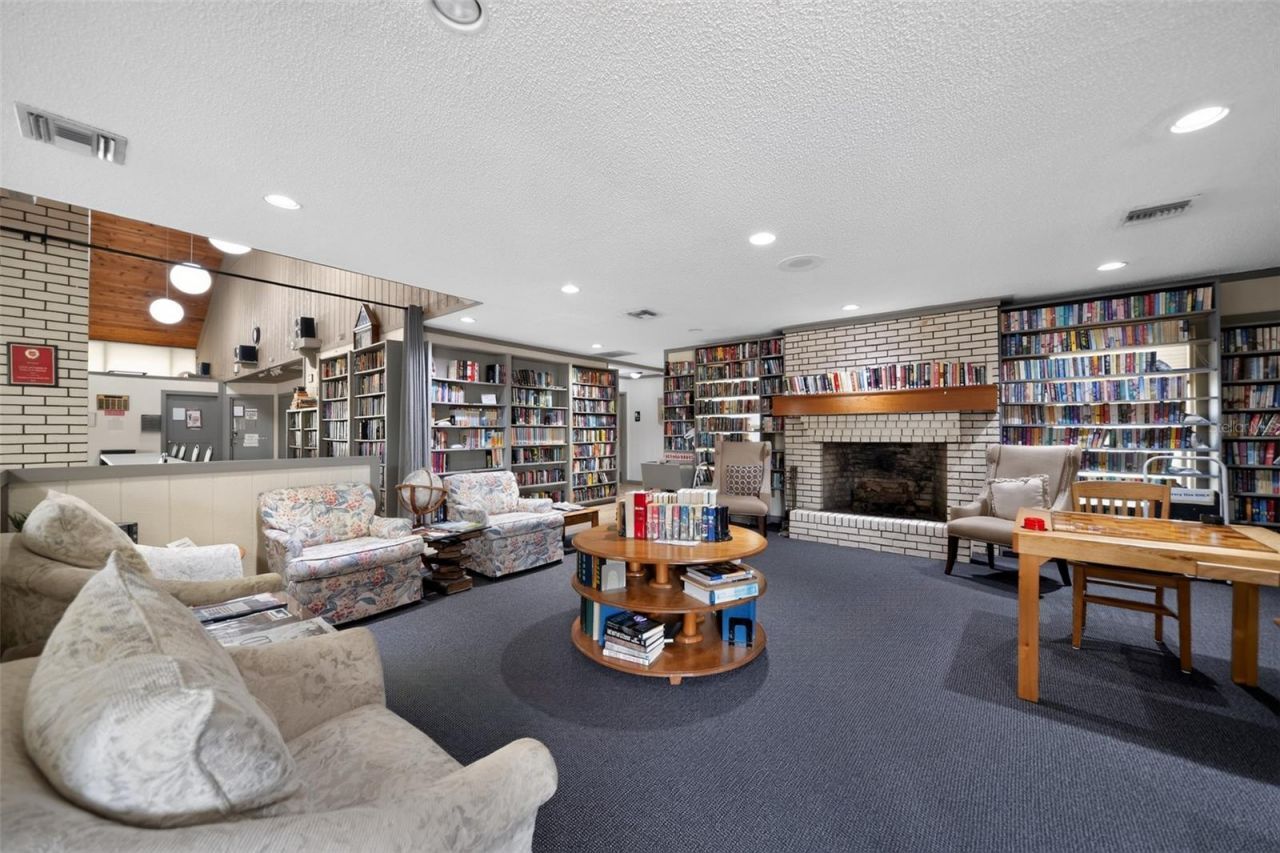 3712 S Citrus Circle, Unit GE, Zellwood, FL 32798 Photo