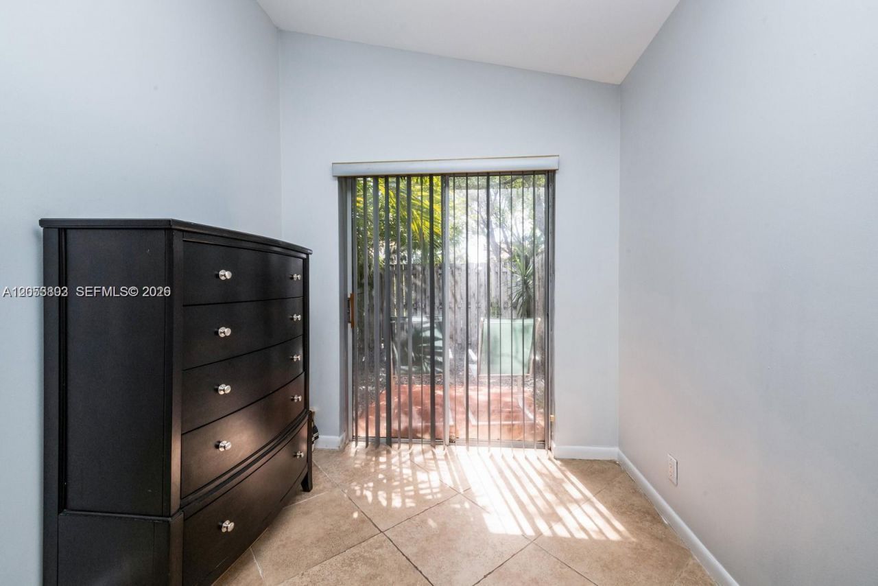 1377 Garden Rd, Unit 1377, Weston, FL 33326 Photo