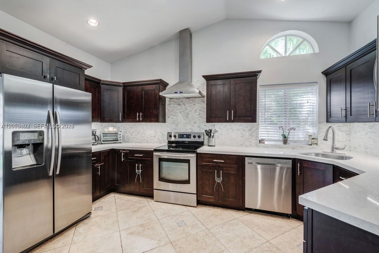 1377 Garden Rd, Unit 1377, Weston, FL 33326 Photo