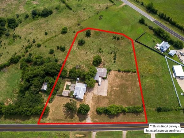 1700 Airport Road , Sulphur Springs, TX 75482