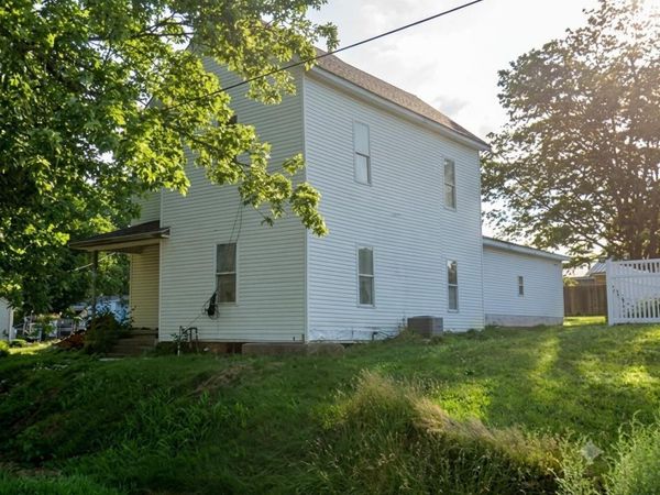 114 Mill Street, Washington, IN 47501