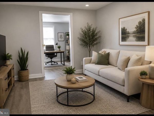 118 E MAPLE AVENUE, Unit 2R, LANGHORNE, PA 19047