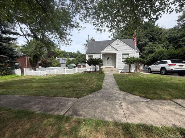 24 Eimer Street , Tappan, NY 10983