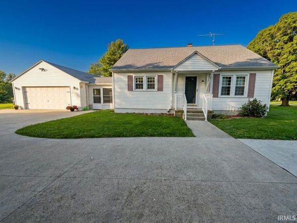 5 W 250 S, Washington, IN 47501