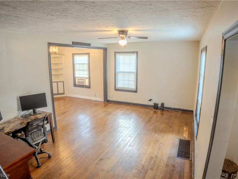 519 Murray Court, Ravenna, OH 44266 Photo 3