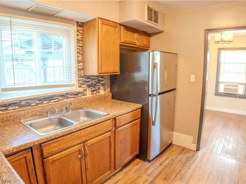 519 Murray Court, Ravenna, OH 44266 Photo 6