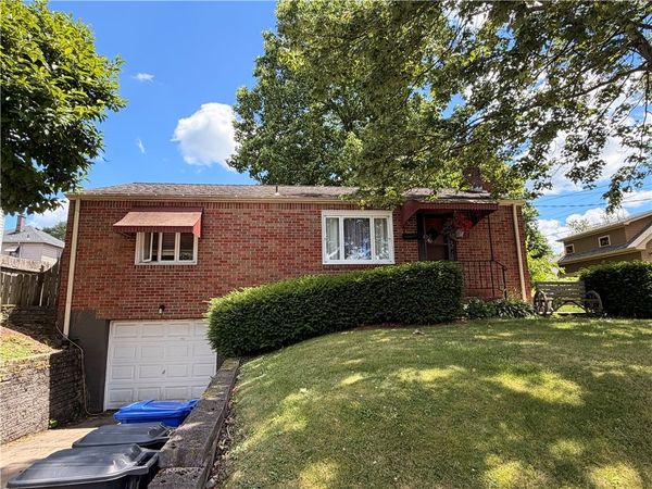 657 Orchard Ave , Bridgeville, PA 15017