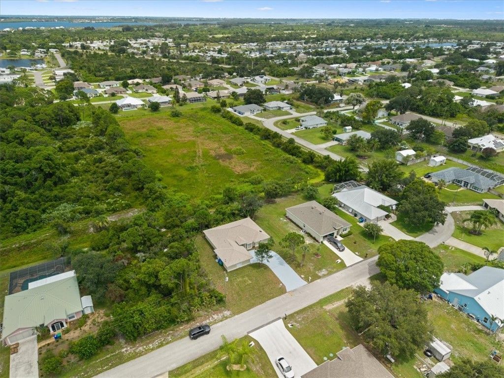 121 Miller Drive, Sebastian, FL 32958 Photo