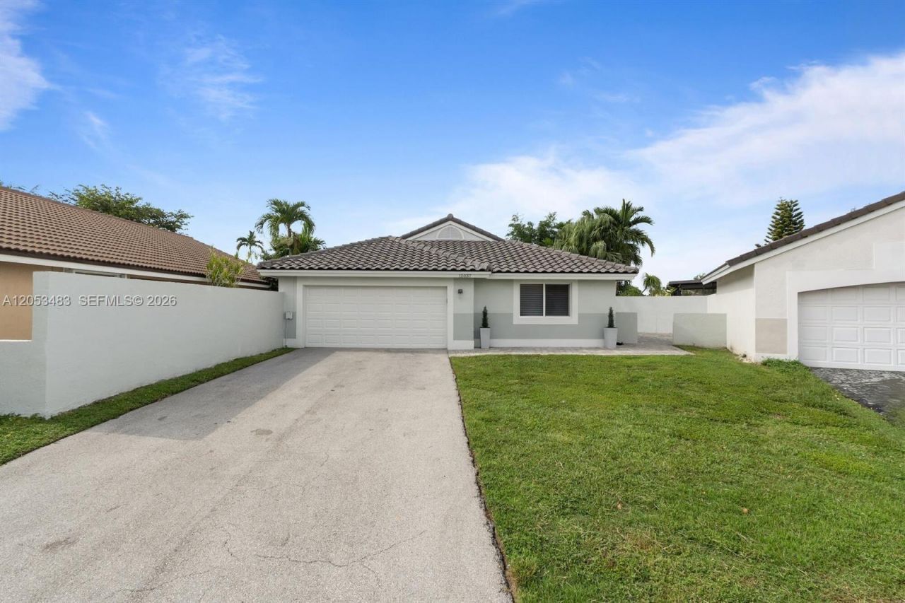 15037 Brighton Ln, Davie, FL 33331 Photo