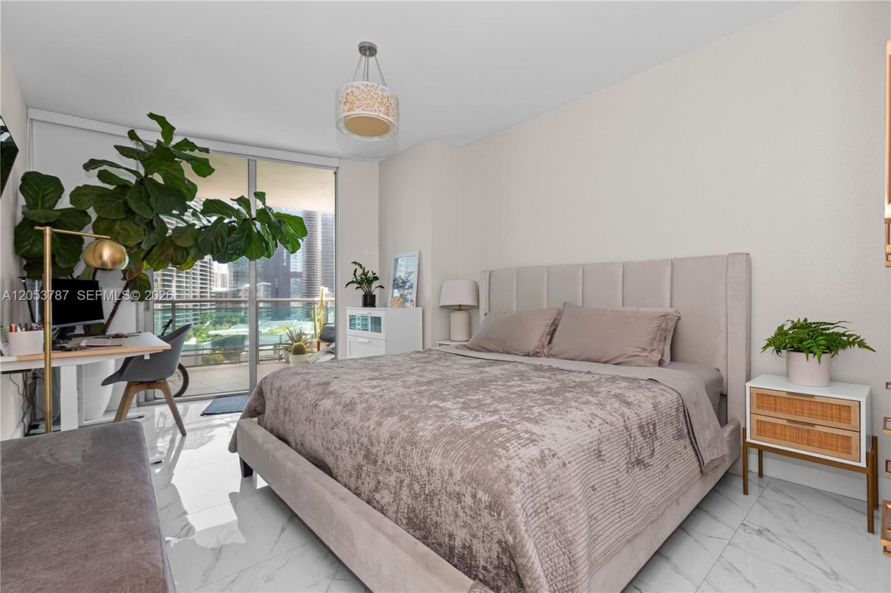 350 S Miami Ave , Unit 2102, Miami, FL 33130 Photo