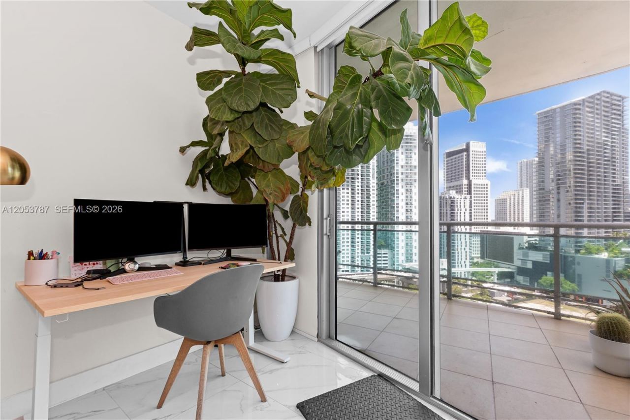 350 S Miami Ave , Unit 2102, Miami, FL 33130 Photo