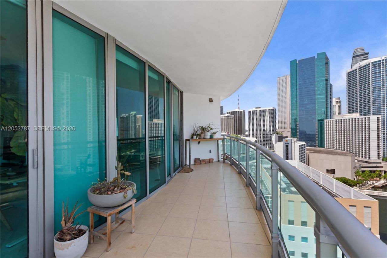 350 S Miami Ave , Unit 2102, Miami, FL 33130 Photo