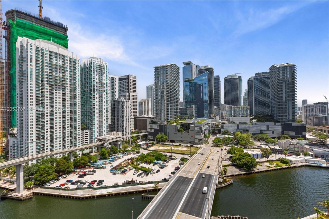350 S Miami Ave , Unit 2102, Miami, FL 33130 Photo