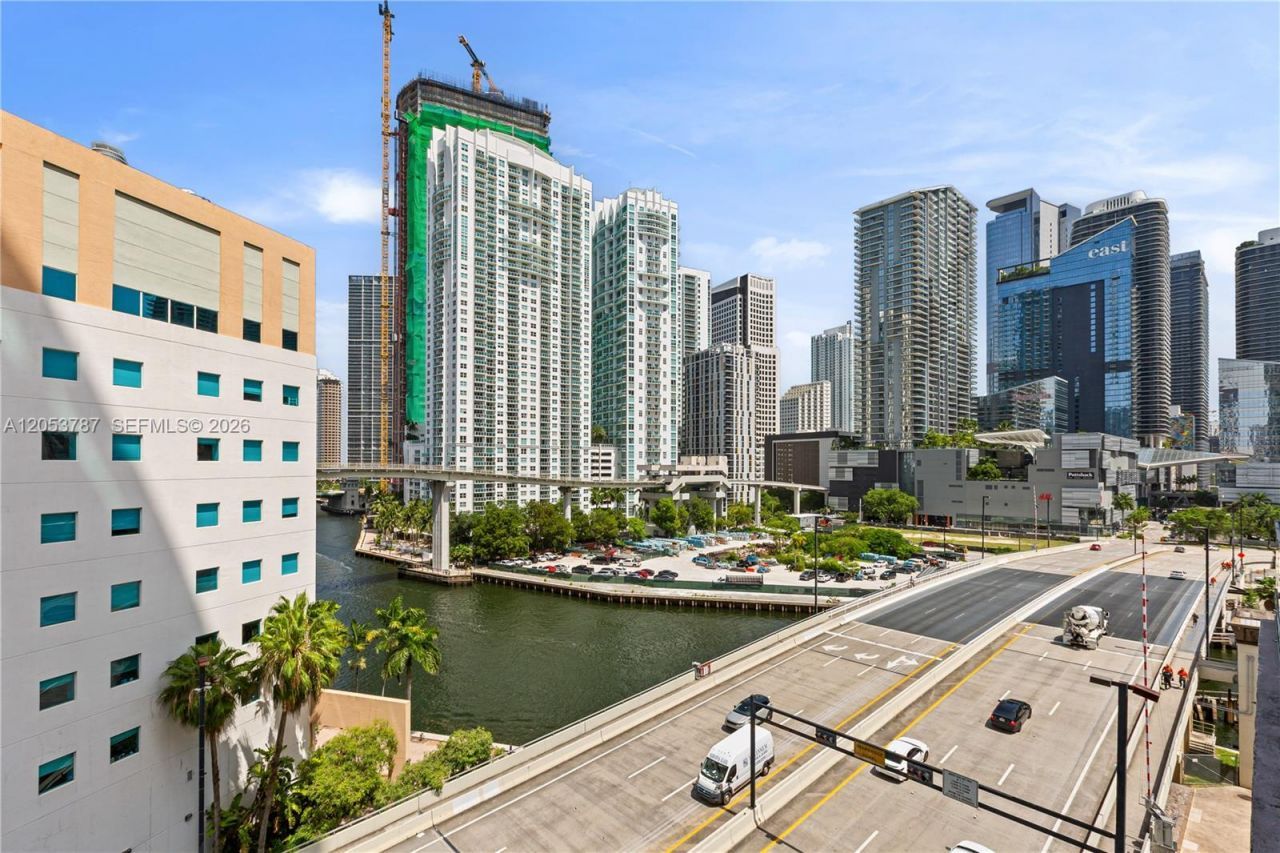 350 S Miami Ave , Unit 2102, Miami, FL 33130 Photo