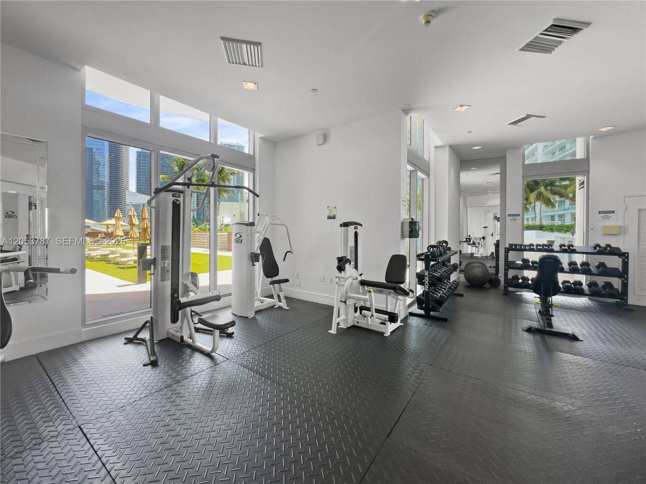 350 S Miami Ave , Unit 2102, Miami, FL 33130 Photo