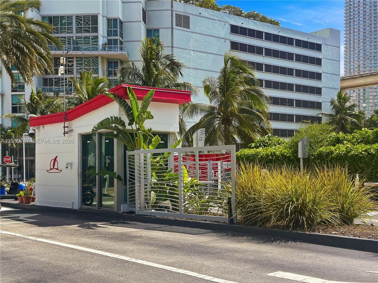 350 S Miami Ave , Unit 2102, Miami, FL 33130 Photo