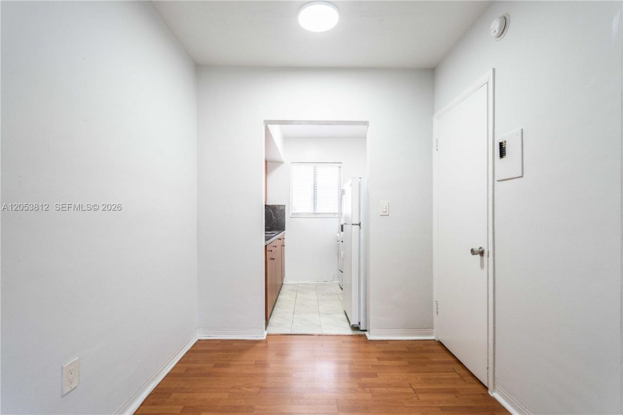 7315 Harding Ave , Unit 15, Miami Beach, FL 33141 Photo