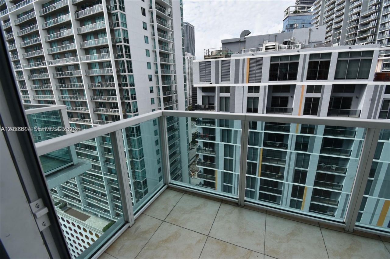 41 SE 5th St, Unit 1506, Miami, FL 33131 Photo
