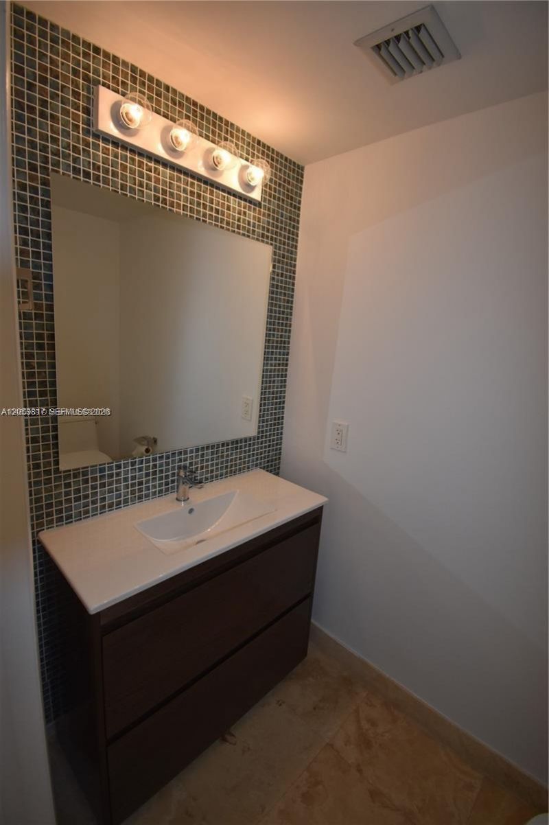 41 SE 5th St, Unit 1506, Miami, FL 33131 Photo